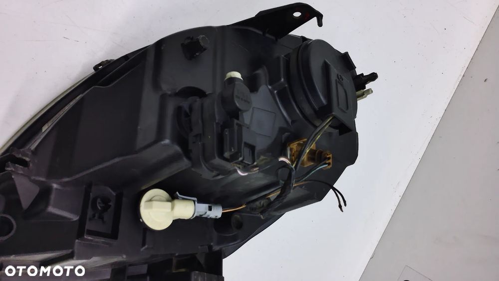 Renault Kangoo I Lampa Przód Prawa - 10