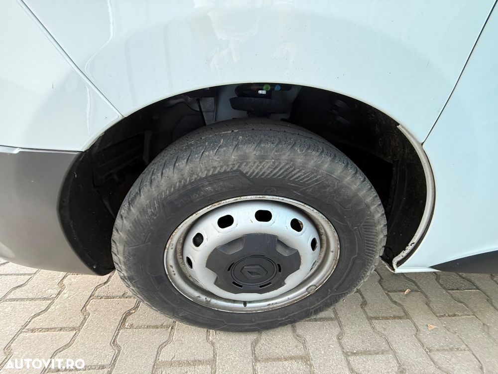 Renault Trafic 2.0 Blue dCi 146CP Authentique L2H2 - 23