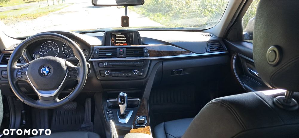 BMW Seria 3 328i - 8