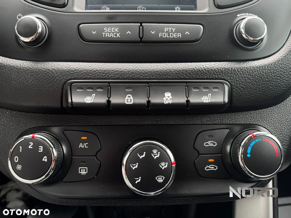 Kia Ceed 1.6 CRDi M - 29