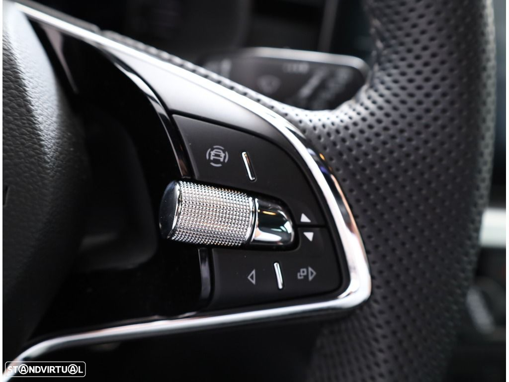 Skoda Kamiq 1.0 TSI DSG - 31
