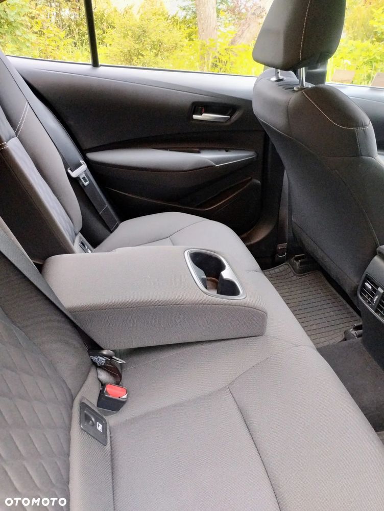 Toyota Corolla 1.6 Comfort - 12