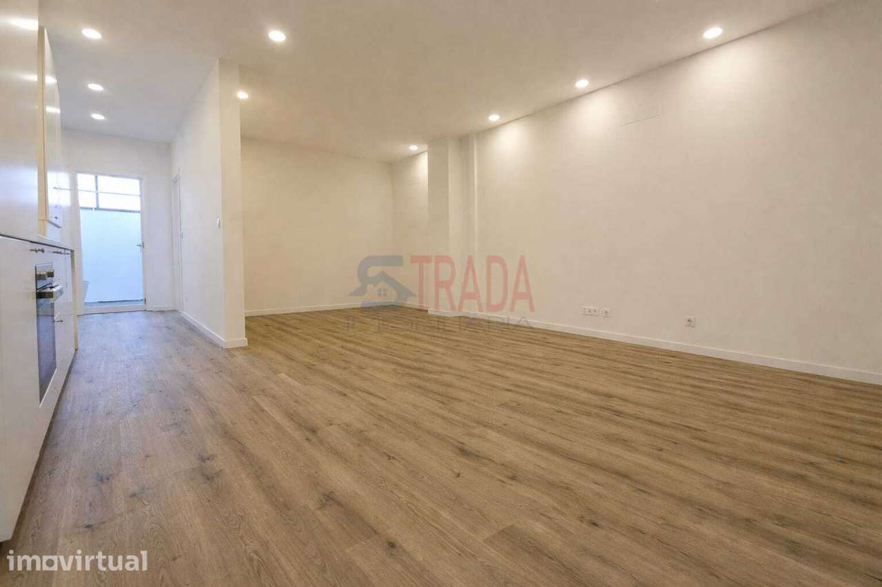 Apartamento T1 + Escritório em São Vicente, Braga – Totalmente Remo... - Grande imagem: 2/10
