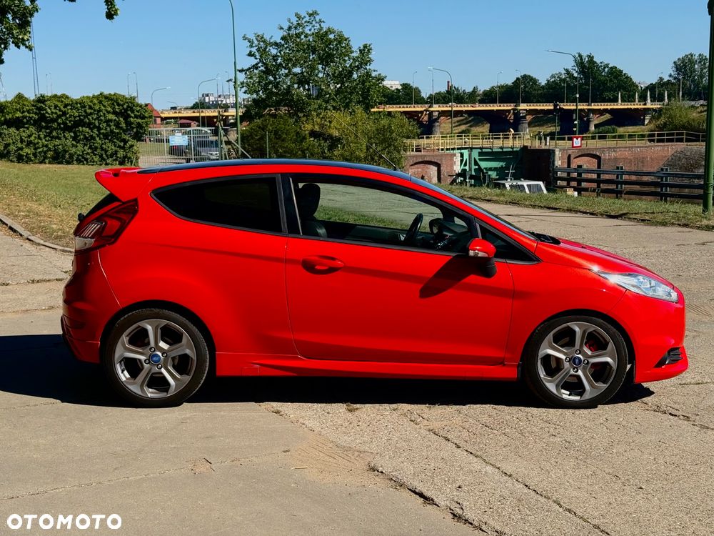 Ford Fiesta ST - 7