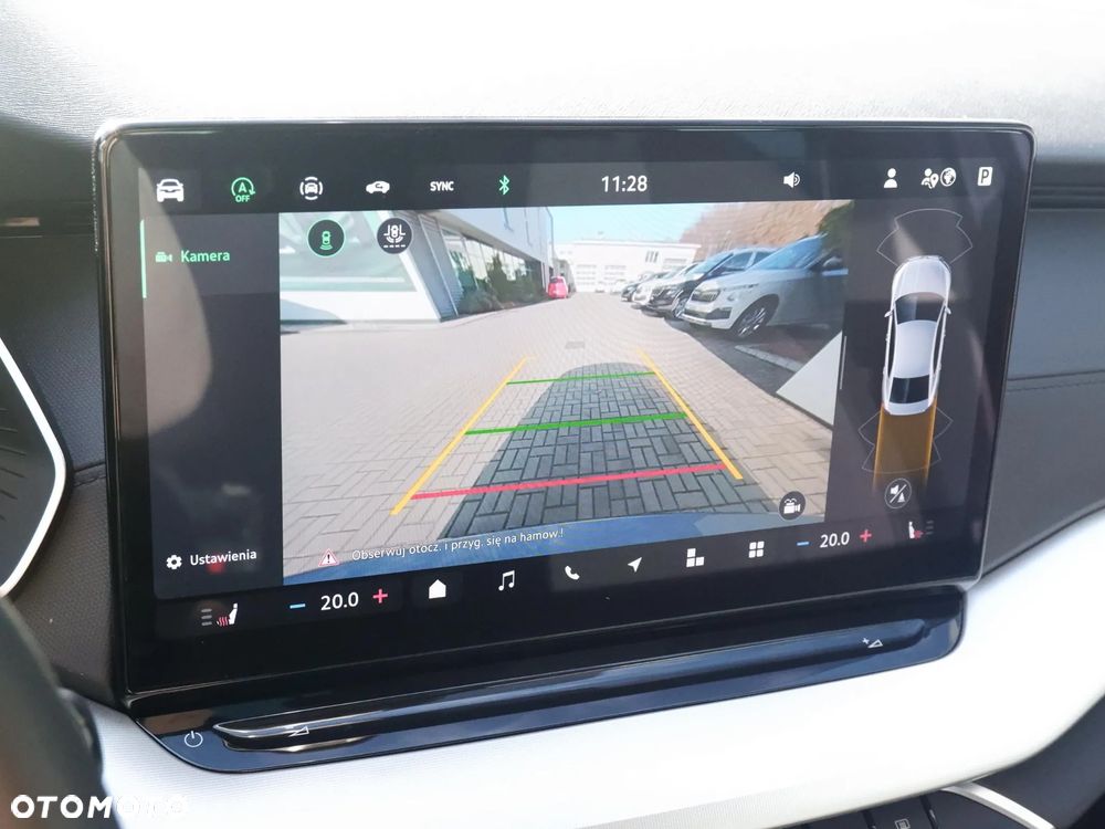 Skoda Octavia 1.5 TSI mHEV Selection DSG - 38