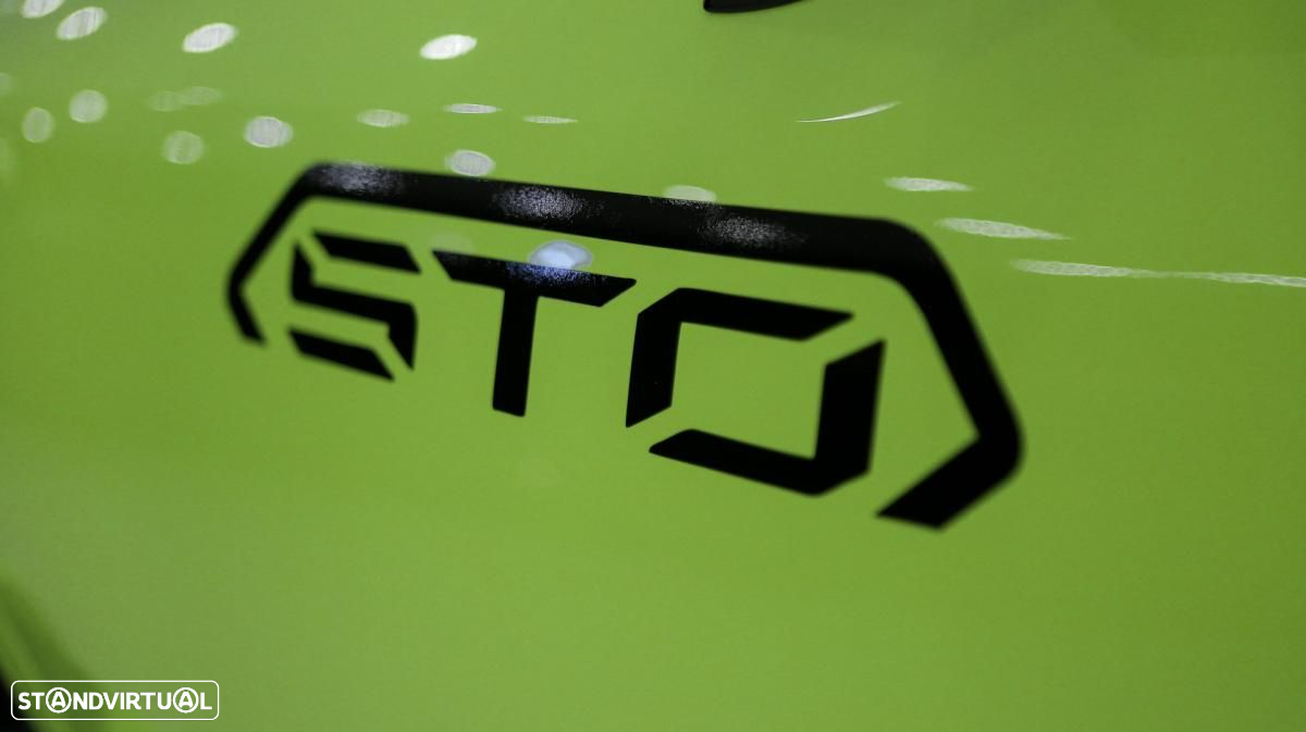 Lamborghini Huracán STO - 25