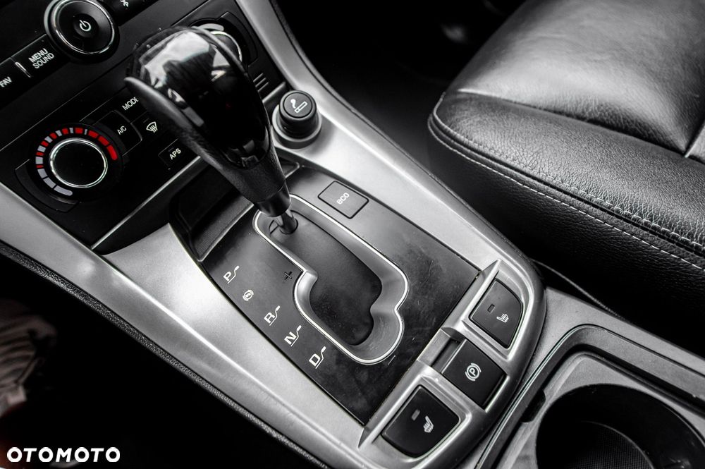 Chevrolet Captiva - 29