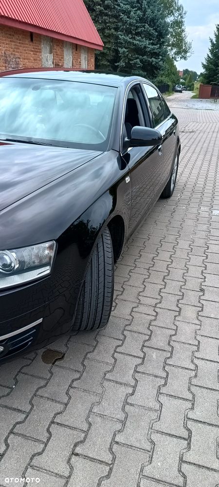 Audi A6 Limousine 2.4 - 5