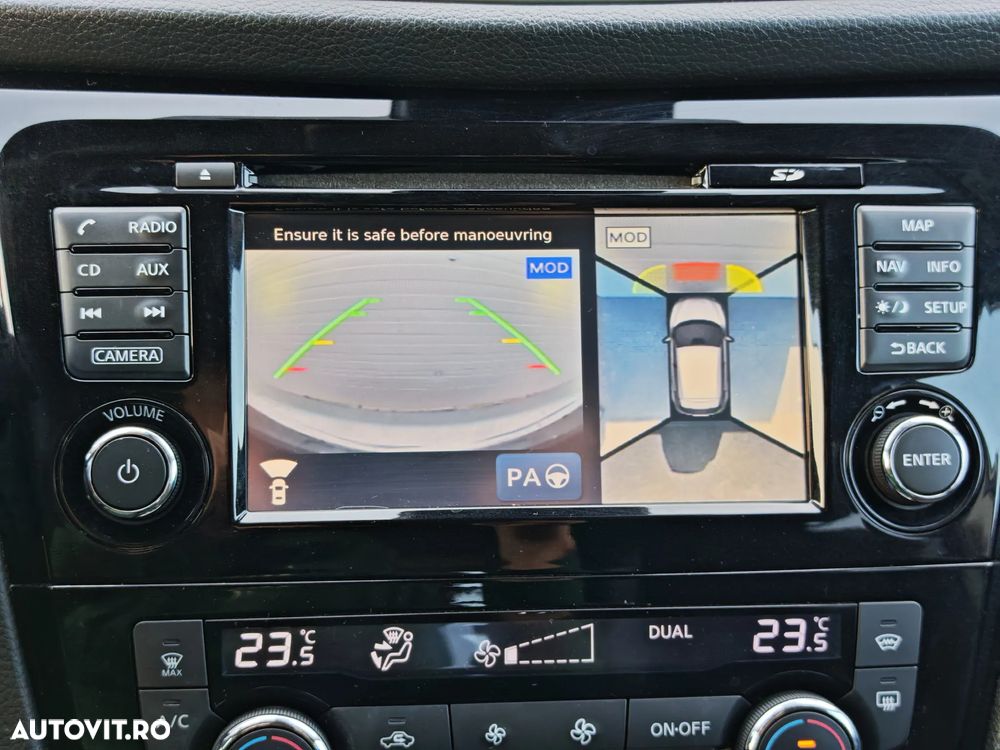 Nissan Qashqai 1.6 DCI Xtronic TEKNA - 14