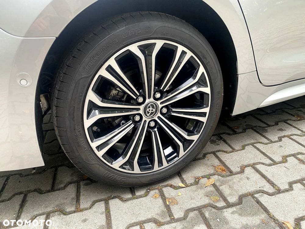 Toyota Corolla 2.0 Hybrid Comfort - 38