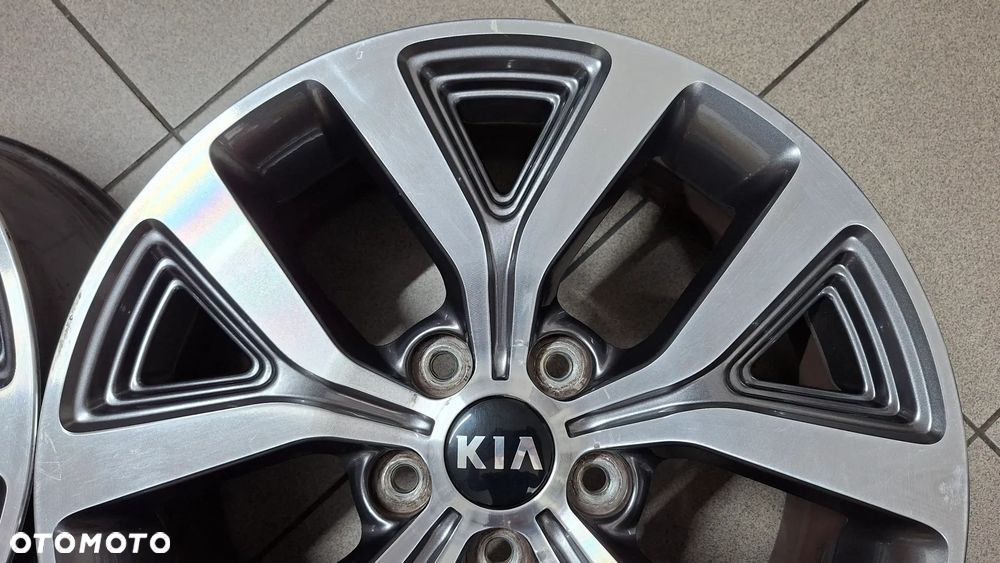 Felgi Aluminiowe 17 Kia Sportage III 5x114.3 ET 40 - 10