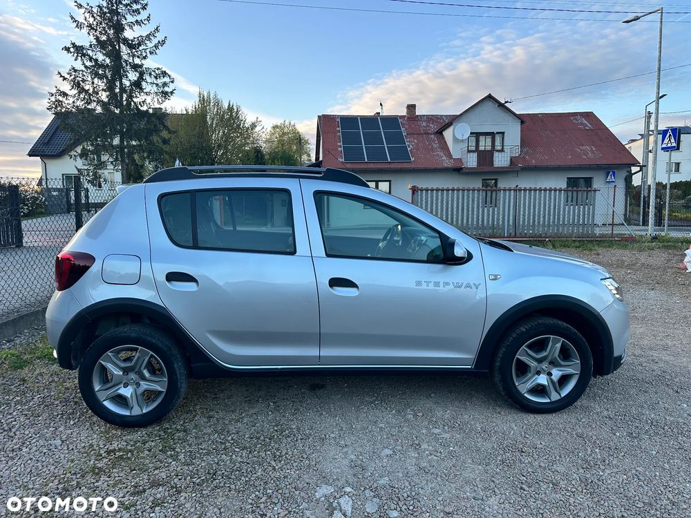 Dacia Sandero - 6