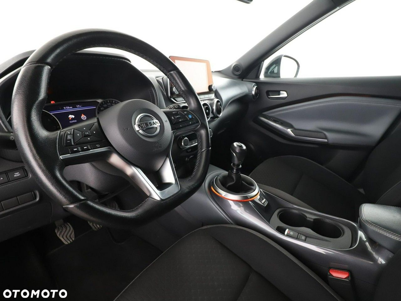 Nissan Juke 1.0 DIG-T Visia - 14