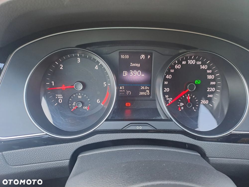 Volkswagen Passat 2.0 TDI SCR (BlueMotion Technology) DSG Highline - 18