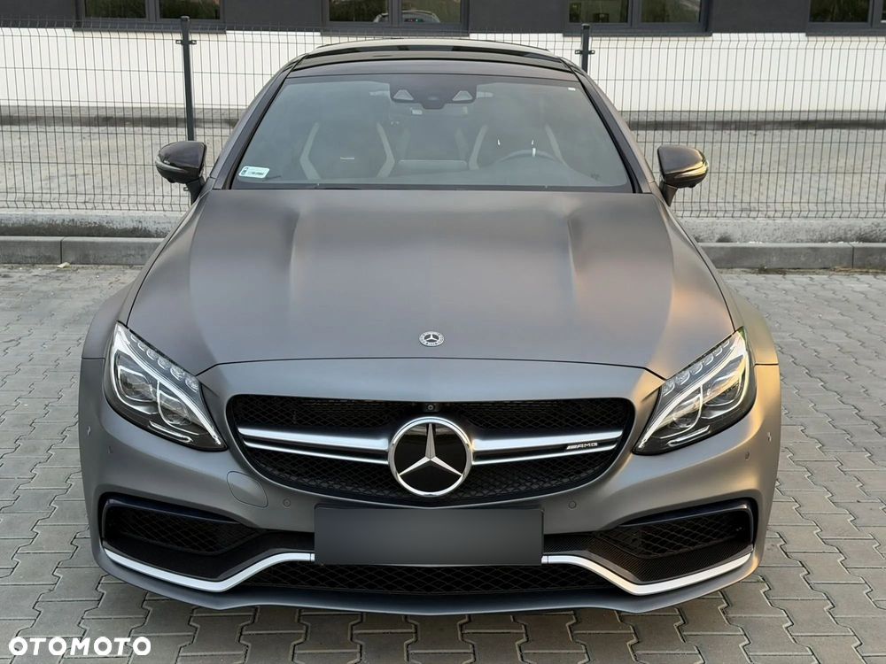 Mercedes-Benz Klasa C AMG 63 S AMG Speedshift 7G-MCT - 35