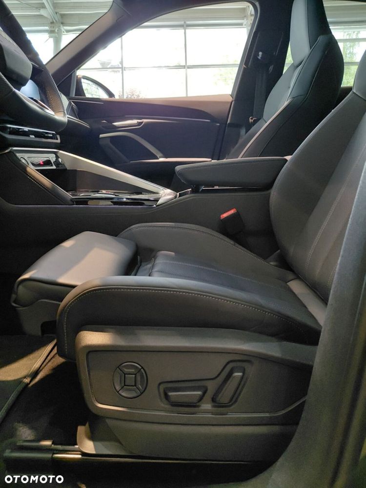 Audi Q5 Sportback - 10