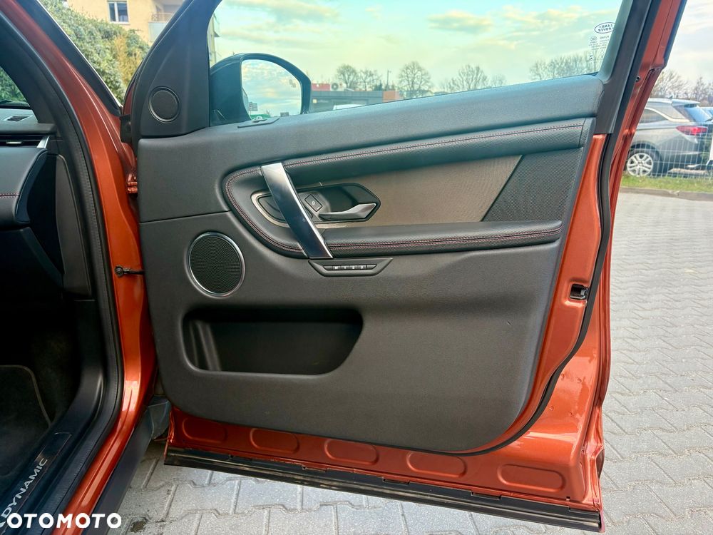 Land Rover Discovery Sport 2.0 D180 R-Dynamic - 21