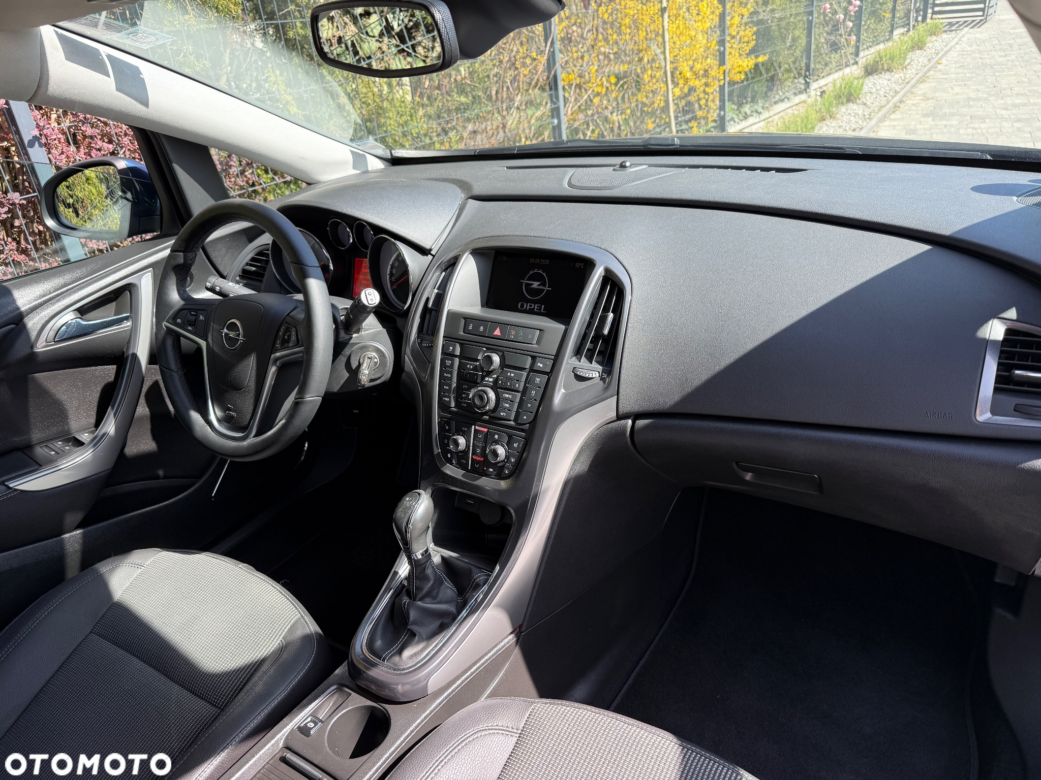 Opel Astra IV 1.4 T Cosmo - 9
