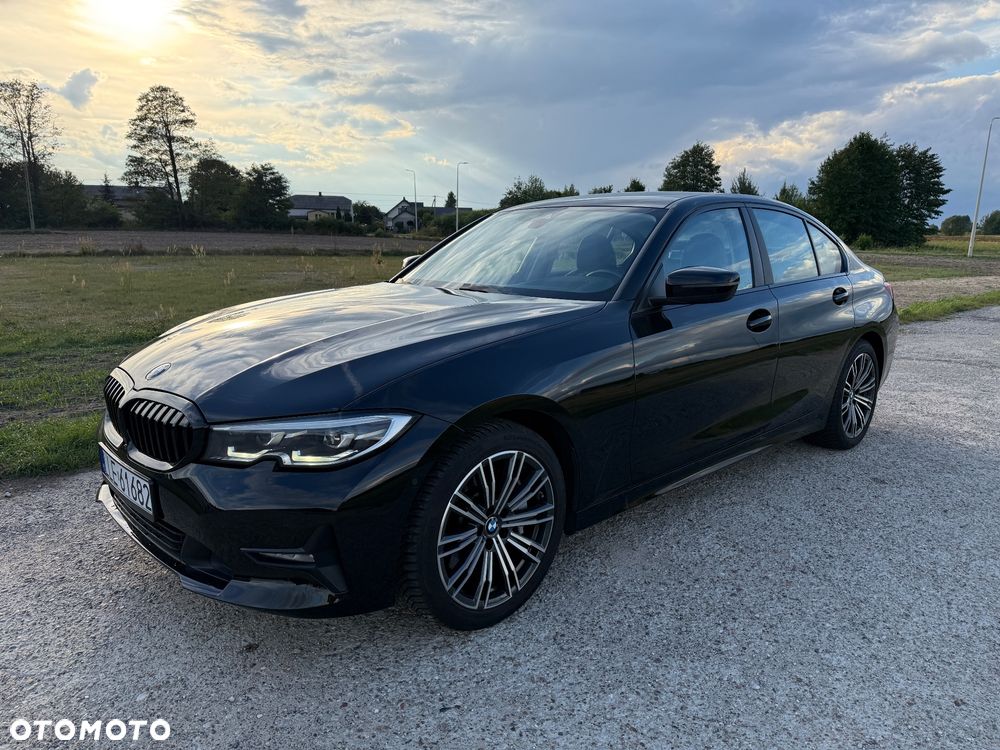 BMW Seria 3 330i Advantage - 16