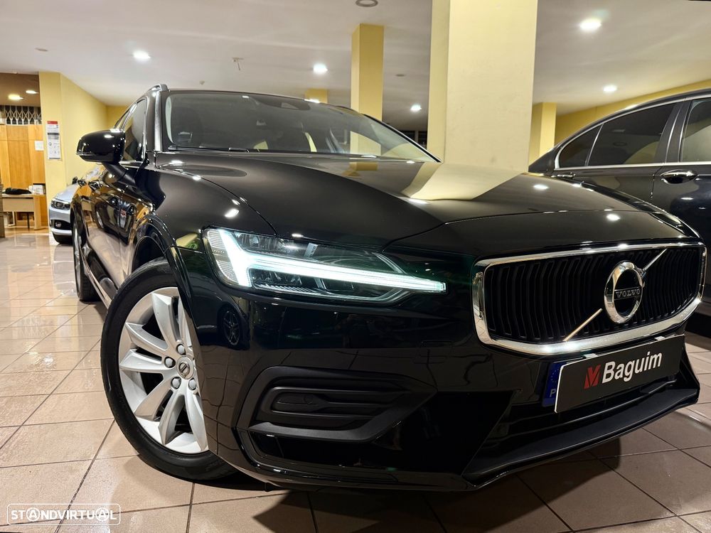 Volvo V60 2.0 B4 Momentum Geartronic - 3