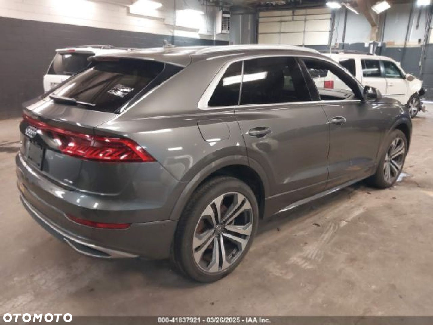 Audi Q8 - 6