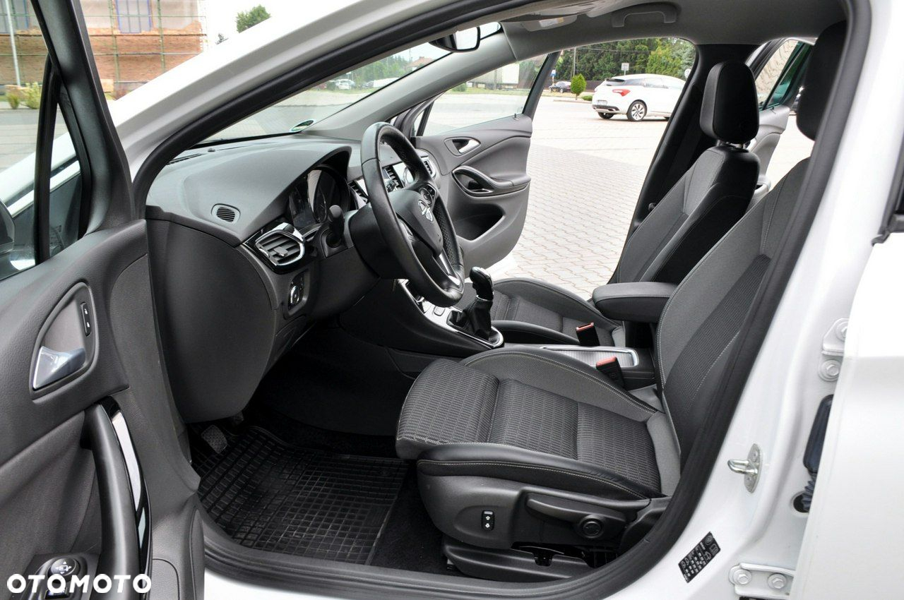 Opel Astra - 21