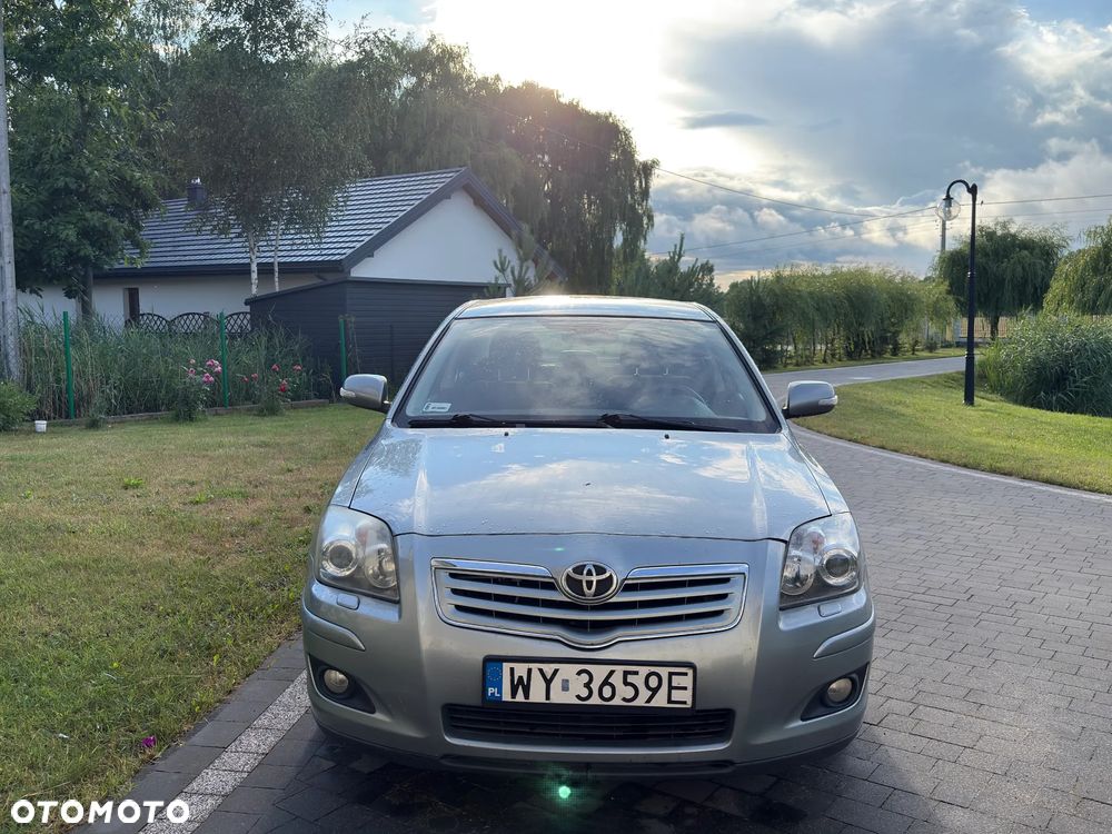 Toyota Avensis 2.0 D-4D Edition - 4