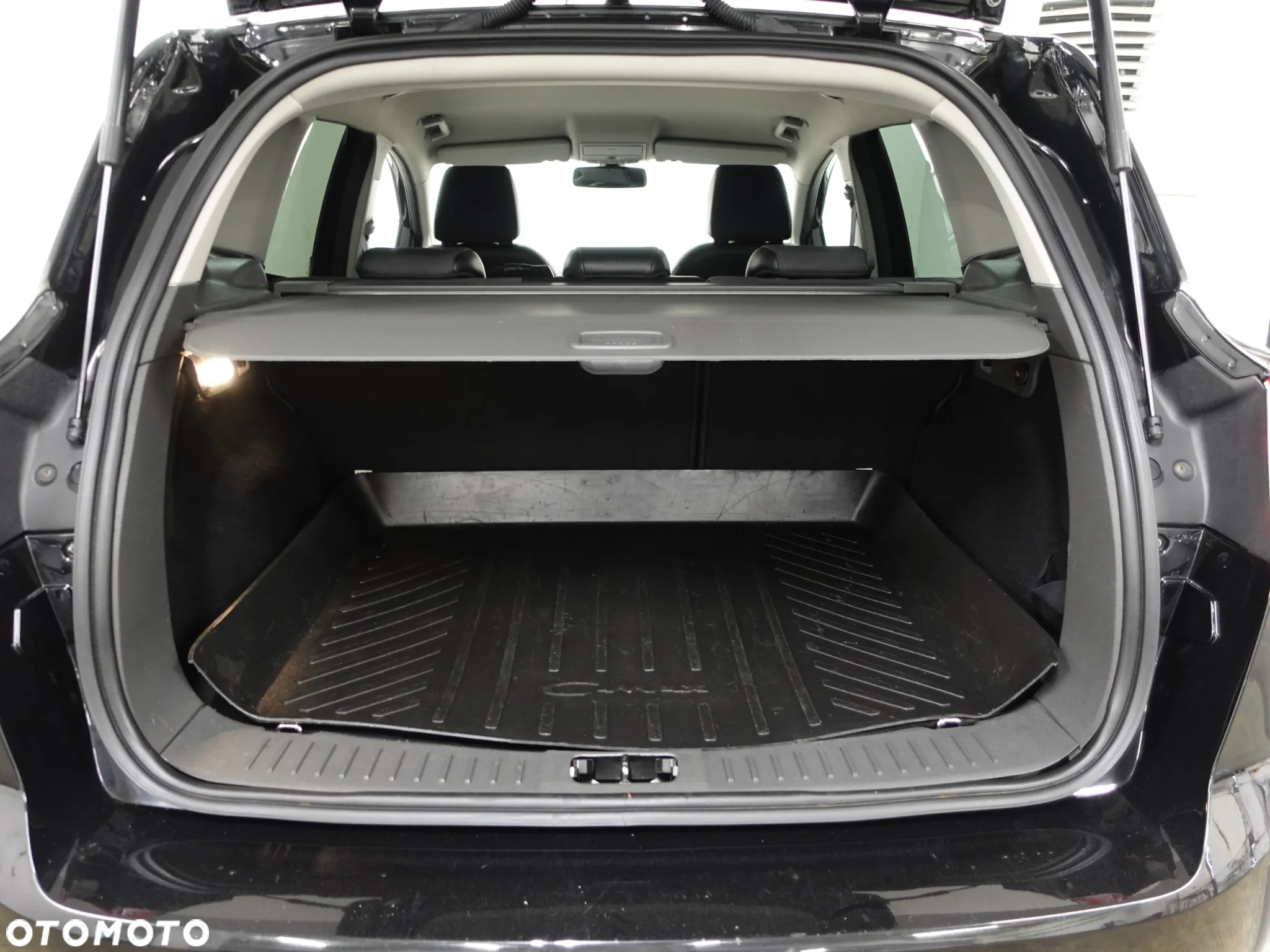 Ford Kuga 2.0 TDCi 4WD Titanium - 26