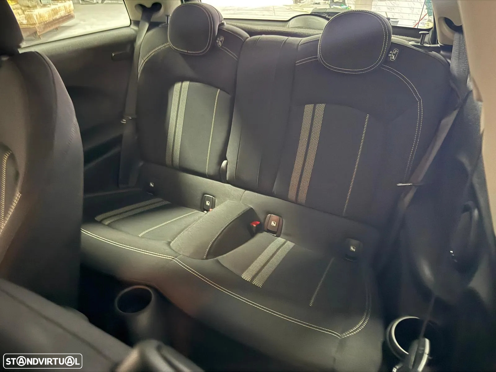 MINI 3 Portas Cooper SE Camden Edition - 14