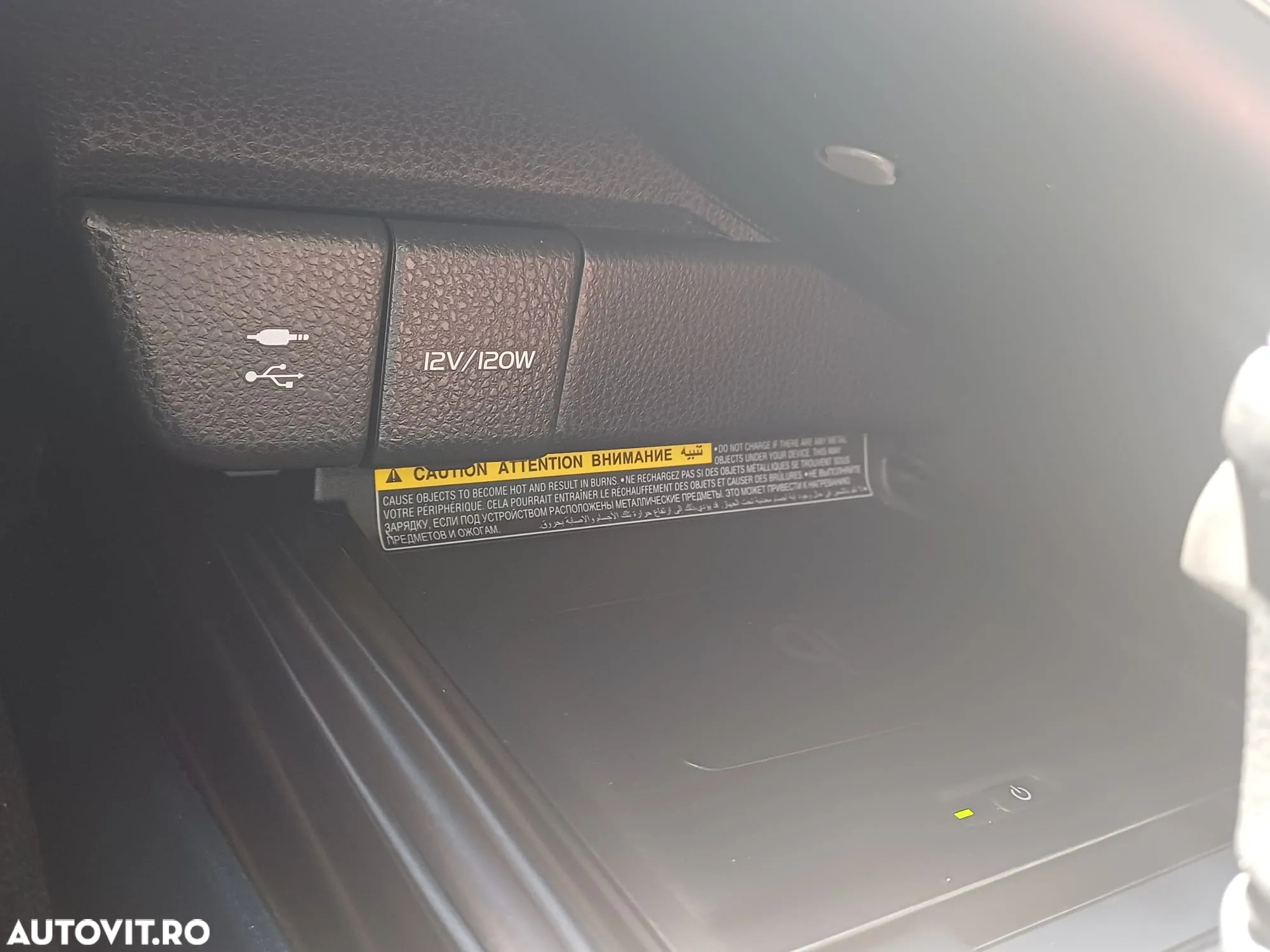 Toyota Camry 2.5 Hybrid Exclusive - 20