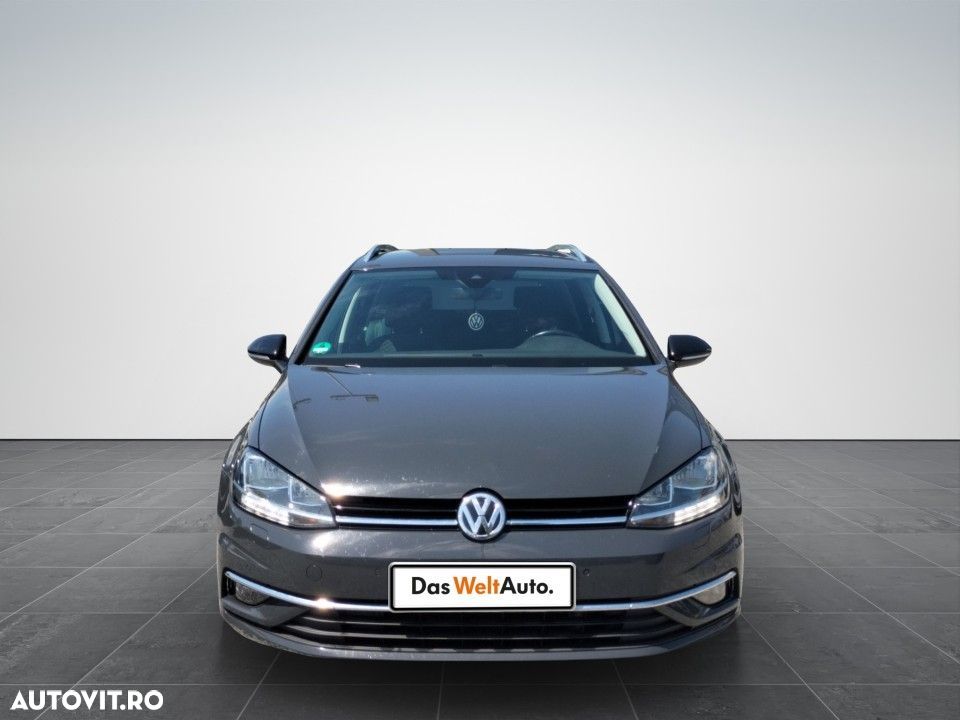 Volkswagen Golf - 2