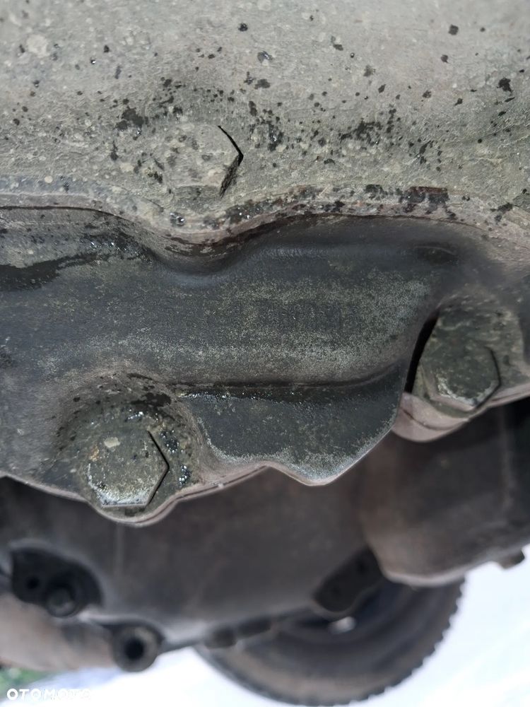 Opel Corsa D 3 silnik kompletny 1.3 CDTI diesel skrzynia biegów F17 W394 drzwi klapa zderzak błotnik kolor biały Y474 sprzęgło szyba deska wyświatlacz pas fotel podsufitka alternator maglownica pompa sterownik panel sterownik mcperson wahacz zwrotnica belka sanki przewód wąż wiązka poduszka lampa reflektor zamek zacisk radio stacyjka boczek obudowa osłona tłumik wydech kolektor wtrysk czujnik NA CZĘŚCI - 14
