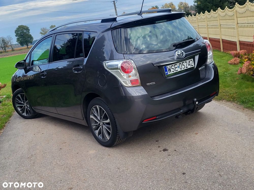 Toyota Verso - 16