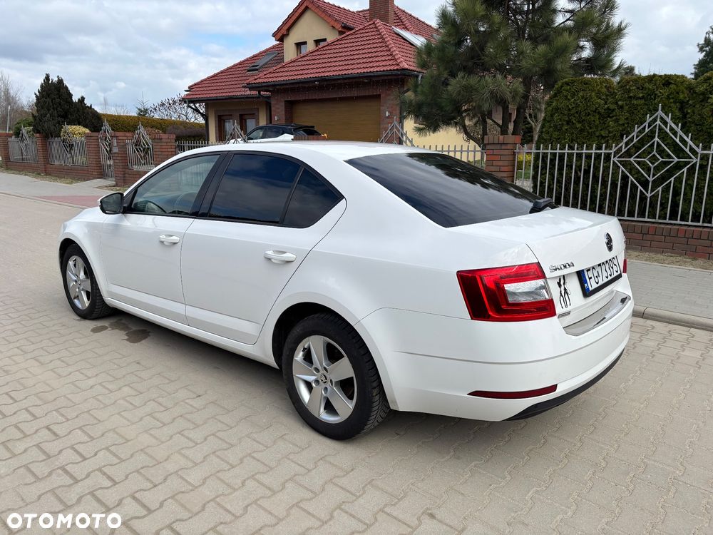 Skoda Octavia 2.0 TDI Edition - 15