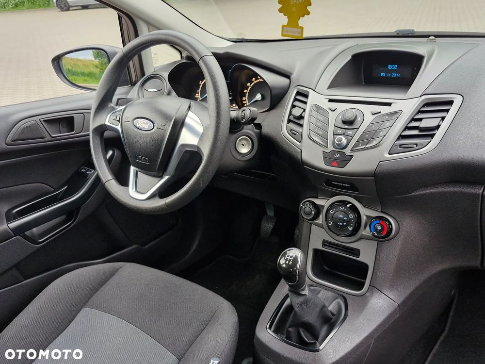Ford Fiesta 1.25 Titanium EU5 - 28