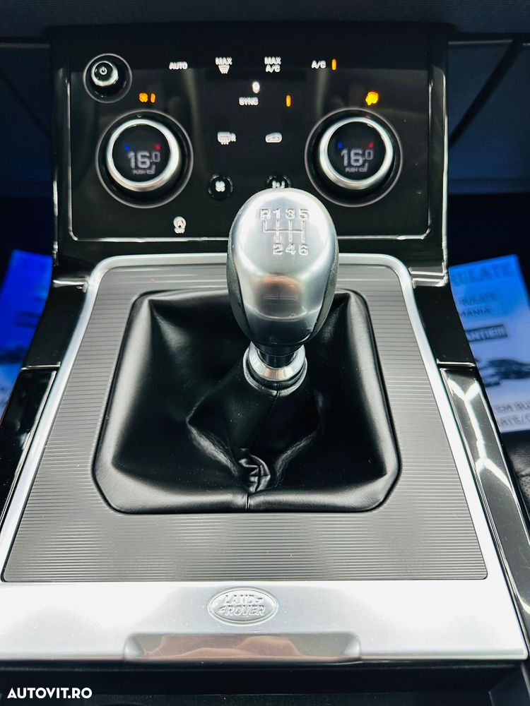 Land Rover Range Rover Evoque - 25