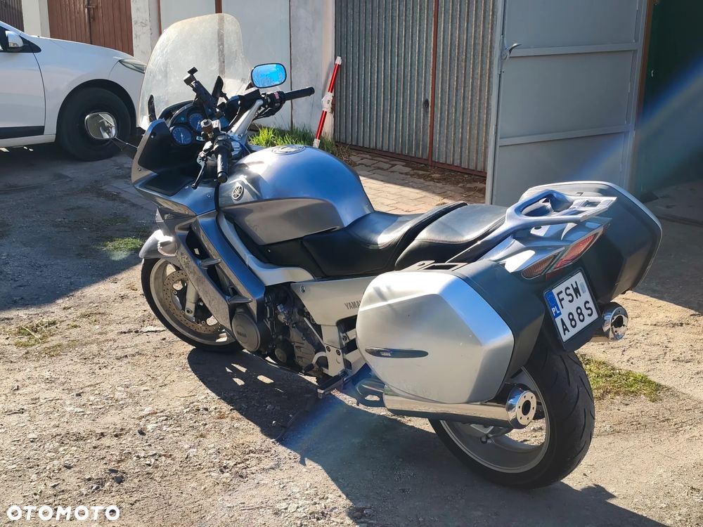 Yamaha FJR - 4