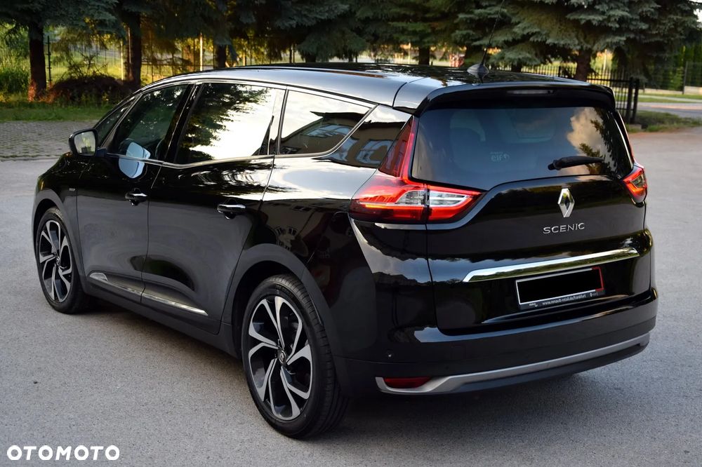 Renault Grand Scenic - 16