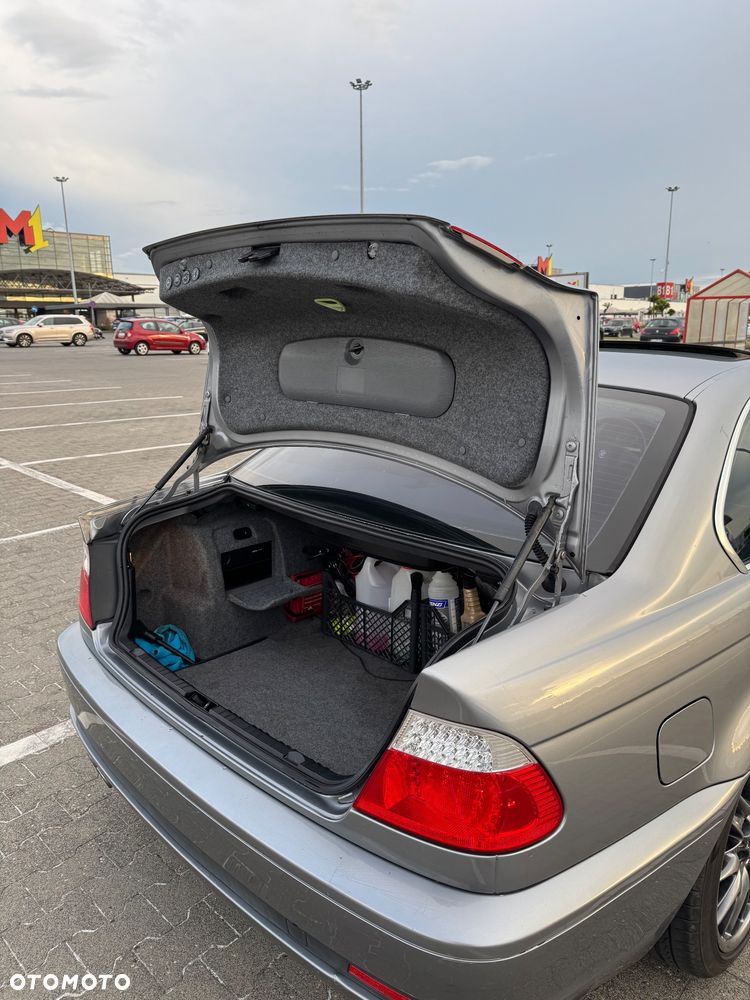 BMW Seria 3 330Ci - 32