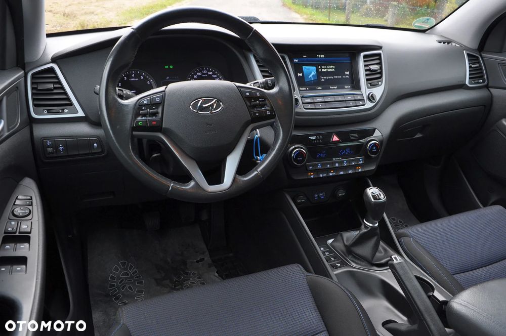 Hyundai Tucson 1.6 GDI BlueDrive Design 2WD - 21