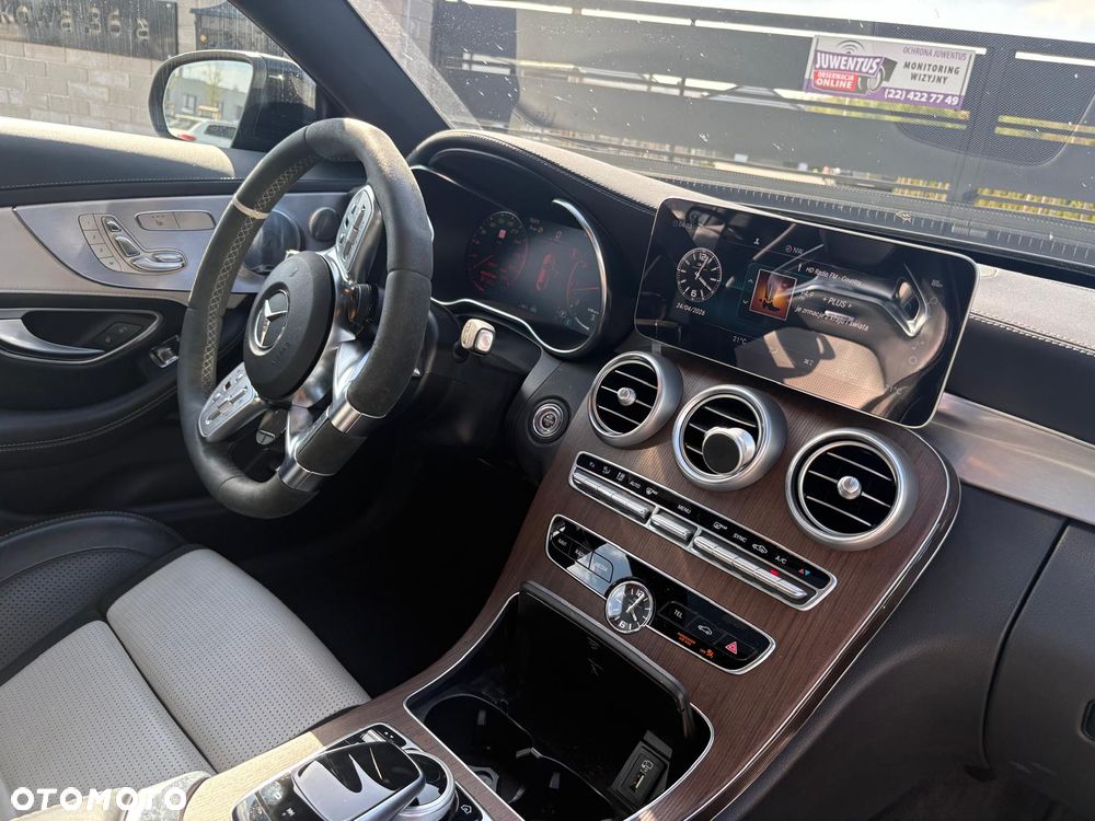 Mercedes-Benz Klasa C AMG 63 S AMG Speedshift 7G-MCT - 7