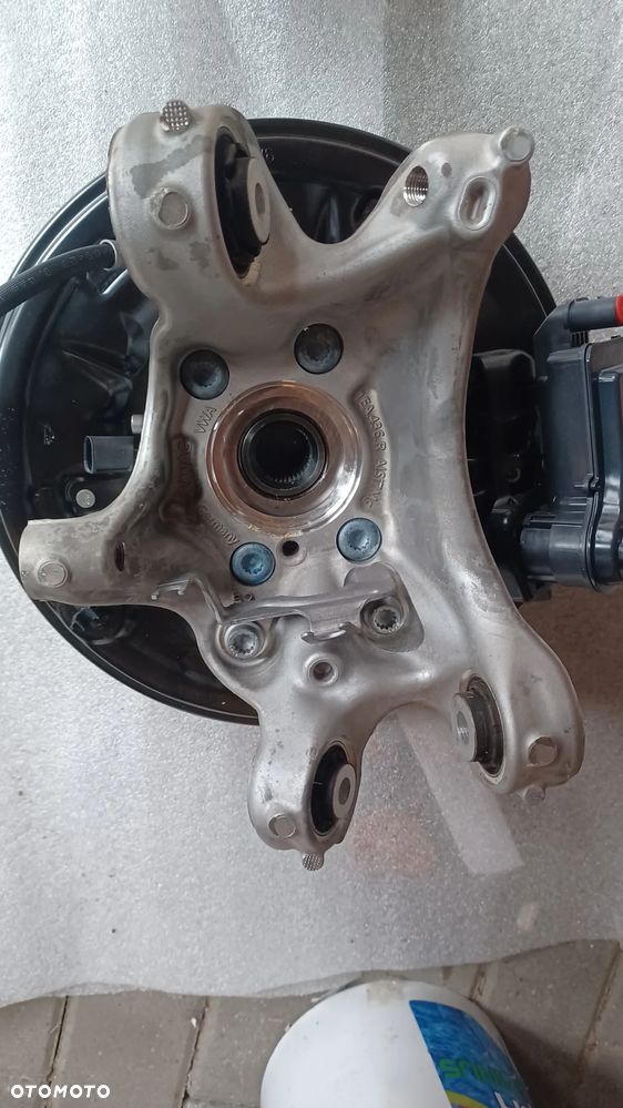 VW ID4 ENYAQ Q4 ZAWISZENIE ZWROTNICA 1EA436R NOWE