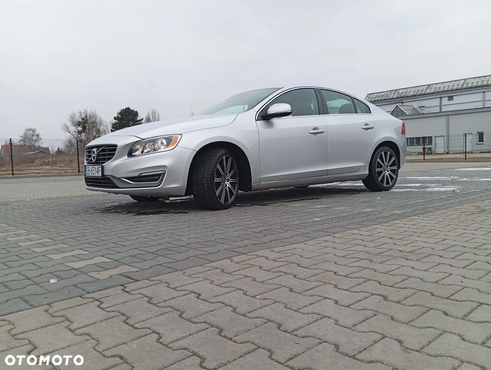 Volvo S60 2.5 T5 AWD - 17