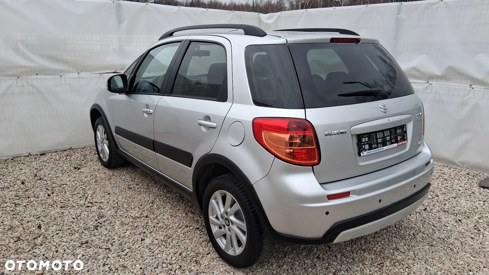 Suzuki SX4 1.6 VVT 4x4 Comfort - 6