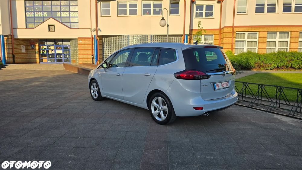 Opel Zafira - 37
