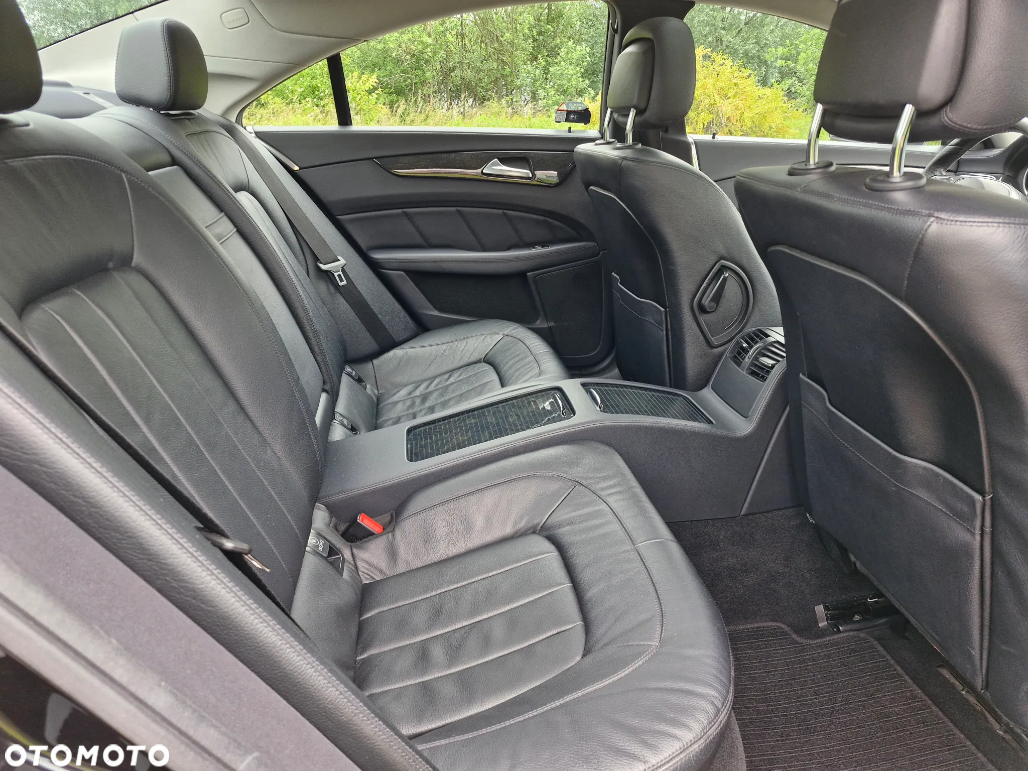 Mercedes-Benz CLS 350 d 4-Matic - 14