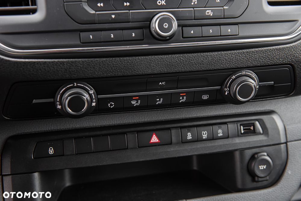 Peugeot Expert Kombi Long 2,8t - 19