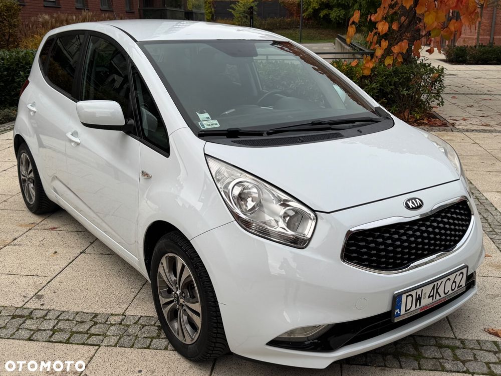 Kia Venga 2017 photo 3