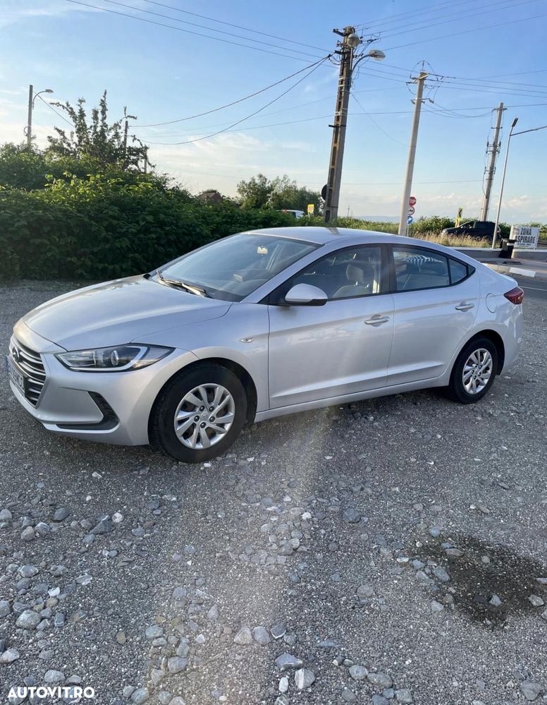 Hyundai Elantra 1.6 MPi Classic - 3