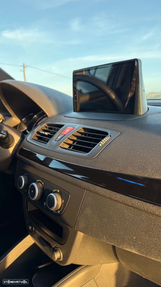 Renault Mégane 1.5 dCi Dynamique S SS - 8